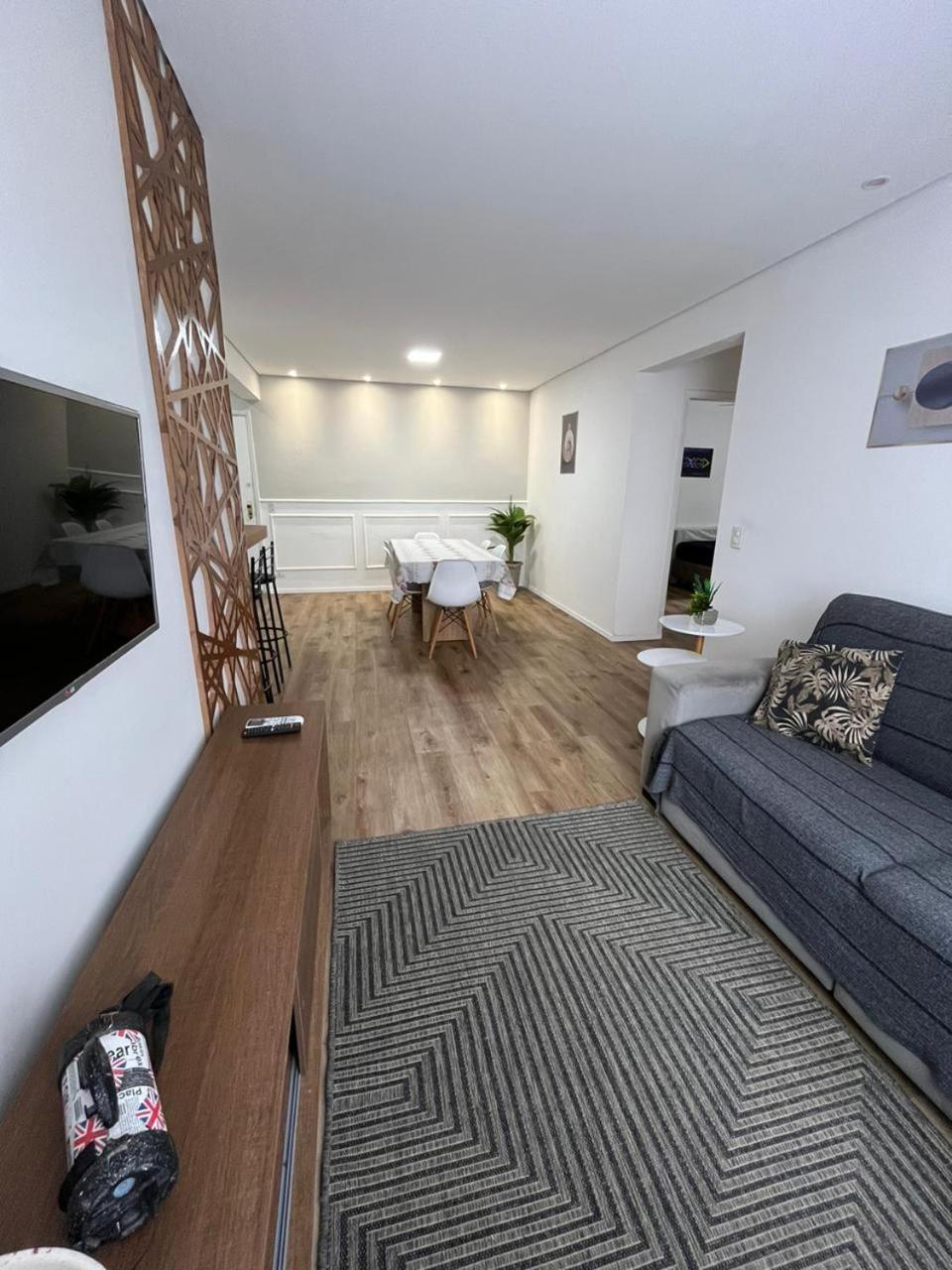 Guaru 17 Apartamento Na Praia Da Enseada Γκουαρούχα Εξωτερικό φωτογραφία